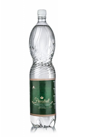 Mineral water carbonated 1,5 l.