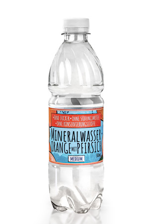 Mineralwasser mit einem natürlichen Aroma ohne Zucker, Süßstoffe und Konservierungsstoffe - Orange und Pfirsich