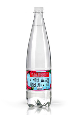 Mineral Water with a natural aroma without sugar, sweeteners and preservatives - Raspberry and mint